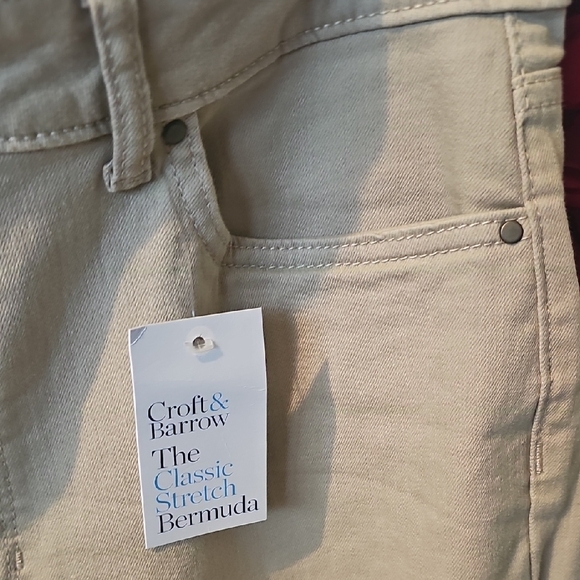 Croft & Barrow NWT Bermuda Midrise Shorts Size 14 - Picture 7 of 11